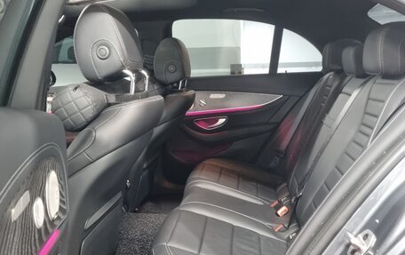 Mercedes-Benz E-Класс, 2022 год, 4 690 000 рублей, 17 фотография