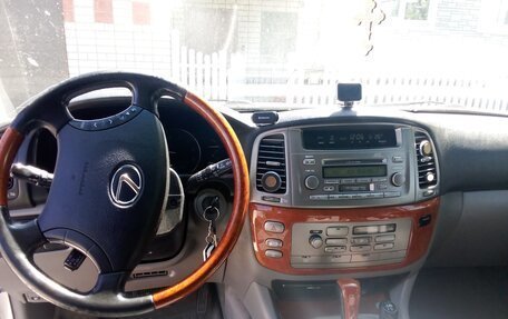 Lexus LX II, 2006 год, 2 070 000 рублей, 6 фотография