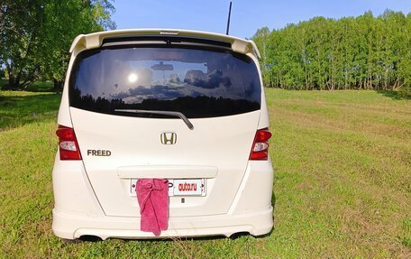 Honda Freed I, 2009 год, 920 000 рублей, 2 фотография