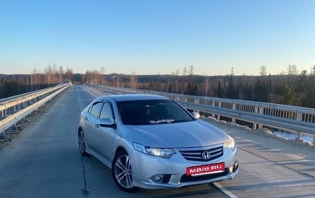 Honda Accord VIII рестайлинг, 2011 год, 1 350 000 рублей, 13 фотография