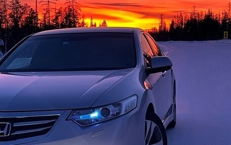 Honda Accord VIII рестайлинг, 2011 год, 1 350 000 рублей, 16 фотография