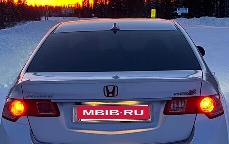 Honda Accord VIII рестайлинг, 2011 год, 1 350 000 рублей, 14 фотография