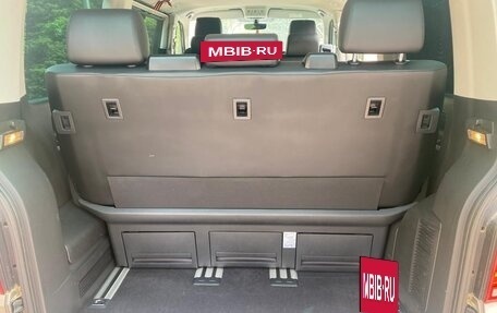 Volkswagen Multivan T6 рестайлинг, 2015 год, 3 800 000 рублей, 7 фотография