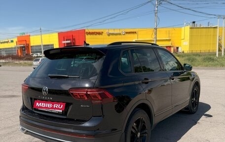 Volkswagen Tiguan II, 2021 год, 3 200 000 рублей, 10 фотография