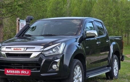 Isuzu D-Max II, 2019 год, 3 400 000 рублей, 3 фотография