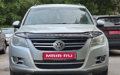 Volkswagen Tiguan I, 2010 год, 800 000 рублей, 1 фотография