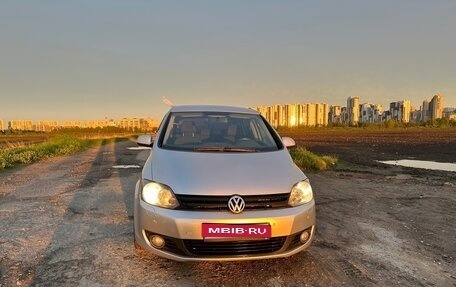 Volkswagen Golf Plus II, 2012 год, 699 000 рублей, 1 фотография
