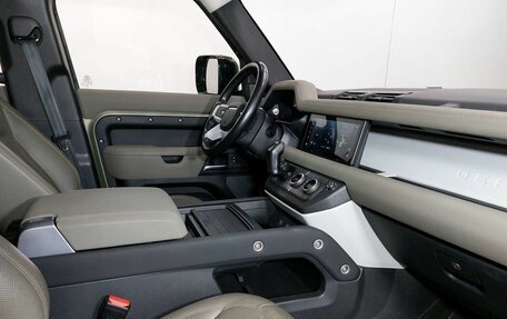 Land Rover Defender II, 2021 год, 4 127 000 рублей, 9 фотография