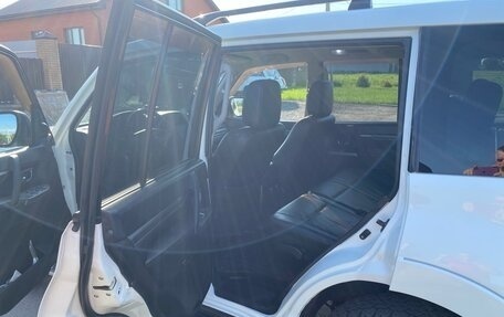 Mitsubishi Pajero IV, 2011 год, 1 800 000 рублей, 8 фотография