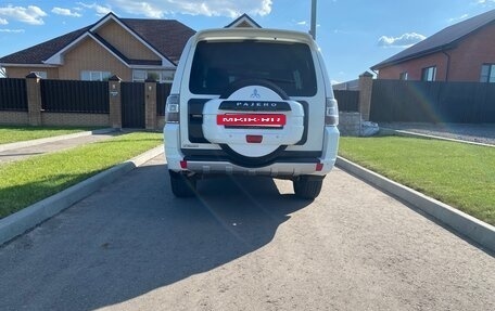 Mitsubishi Pajero IV, 2011 год, 1 800 000 рублей, 4 фотография