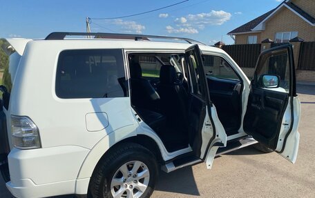 Mitsubishi Pajero IV, 2011 год, 1 800 000 рублей, 18 фотография