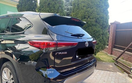 Toyota Highlander, 2024 год, 5 200 000 рублей, 3 фотография