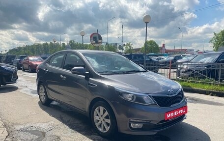 KIA Rio III рестайлинг, 2015 год, 1 049 000 рублей, 4 фотография