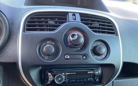 Renault Kangoo II рестайлинг, 2015 год, 790 000 рублей, 12 фотография