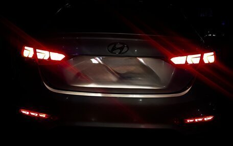 Hyundai Solaris II рестайлинг, 2017 год, 1 250 000 рублей, 31 фотография