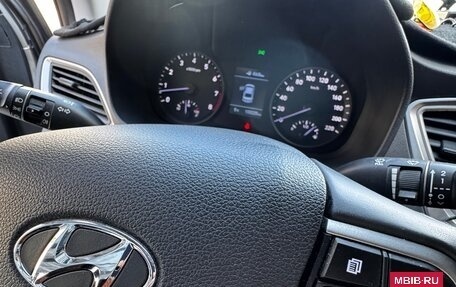 Hyundai Solaris II рестайлинг, 2017 год, 1 250 000 рублей, 16 фотография