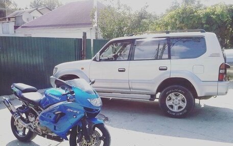 Toyota Land Cruiser Prado 90 рестайлинг, 1998 год, 1 350 000 рублей, 3 фотография