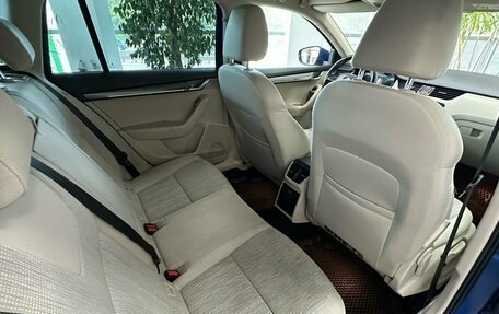 Skoda Octavia, 2017 год, 1 990 000 рублей, 12 фотография