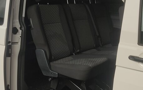 Volkswagen Caravelle T6 рестайлинг, 2020 год, 4 700 000 рублей, 2 фотография