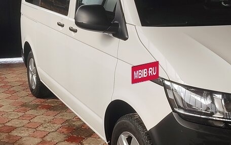 Volkswagen Caravelle T6 рестайлинг, 2020 год, 4 700 000 рублей, 4 фотография