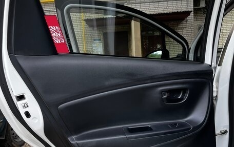 Toyota Vitz, 2016 год, 1 050 000 рублей, 8 фотография