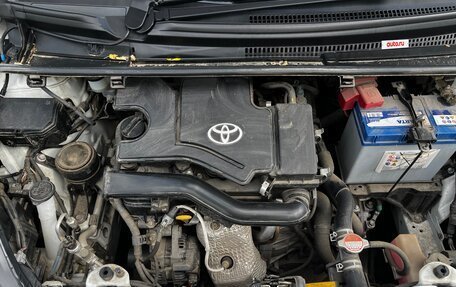Toyota Vitz, 2016 год, 1 050 000 рублей, 34 фотография