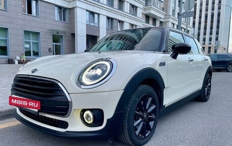 MINI Clubman, 2021 год, 3 850 000 рублей, 2 фотография