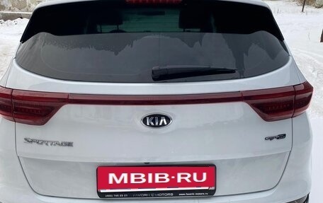 KIA Sportage IV рестайлинг, 2020 год, 3 200 000 рублей, 5 фотография