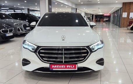 Mercedes-Benz E-Класс, 2024 год, 6 700 000 рублей, 2 фотография