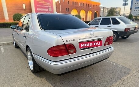 Mercedes-Benz E-Класс, 1998 год, 750 000 рублей, 5 фотография