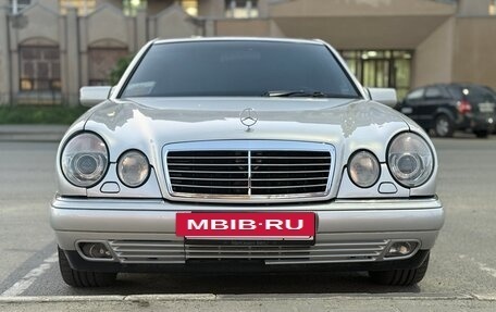 Mercedes-Benz E-Класс, 1998 год, 750 000 рублей, 7 фотография