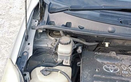 Toyota Wish II, 2003 год, 710 000 рублей, 2 фотография