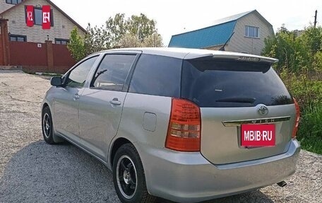 Toyota Wish II, 2003 год, 710 000 рублей, 8 фотография