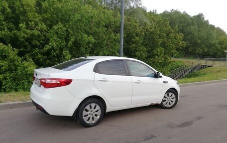 KIA Rio III рестайлинг, 2013 год, 580 000 рублей, 3 фотография