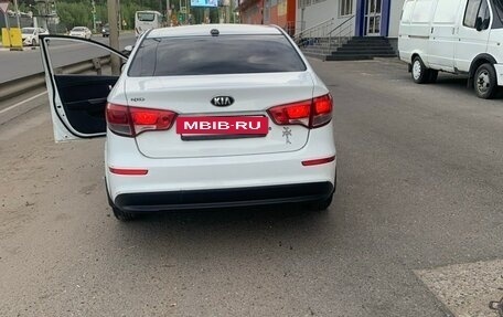KIA Rio III рестайлинг, 2017 год, 740 000 рублей, 4 фотография