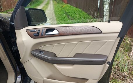 Mercedes-Benz GL-Класс, 2015 год, 3 700 000 рублей, 3 фотография
