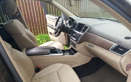 Mercedes-Benz GL-Класс, 2015 год, 3 700 000 рублей, 6 фотография