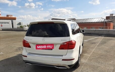Mercedes-Benz GL-Класс, 2013 год, 2 350 000 рублей, 3 фотография