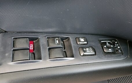 Mitsubishi Outlander III рестайлинг 3, 2007 год, 757 000 рублей, 17 фотография