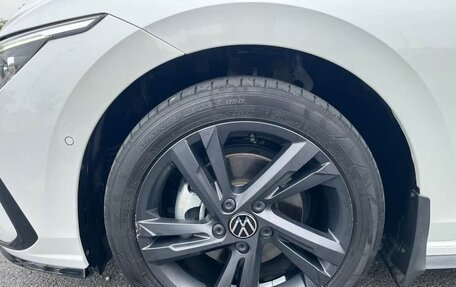Volkswagen Golf VIII, 2021 год, 1 400 008 рублей, 15 фотография
