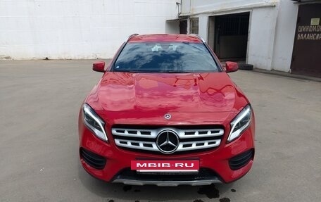 Mercedes-Benz GLA, 2017 год, 2 300 000 рублей, 3 фотография