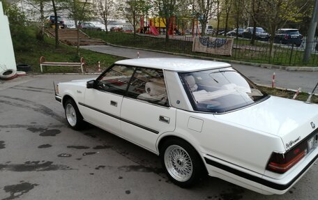 Toyota Crown, 1985 год, 1 500 000 рублей, 11 фотография