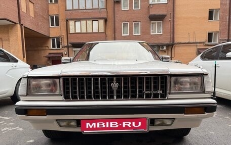 Toyota Crown, 1985 год, 1 500 000 рублей, 28 фотография