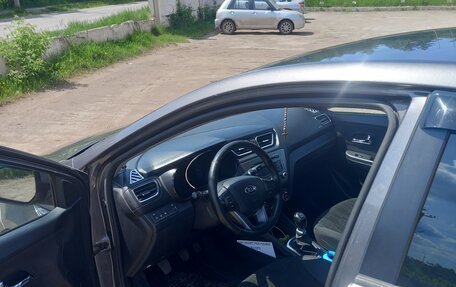 KIA Rio III рестайлинг, 2013 год, 640 000 рублей, 4 фотография