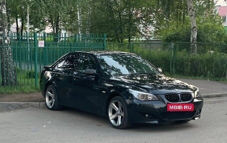 BMW 5 серия, 2004 год, 1 100 000 рублей, 9 фотография