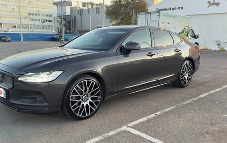Volvo S90 II рестайлинг, 2021 год, 3 700 000 рублей, 4 фотография
