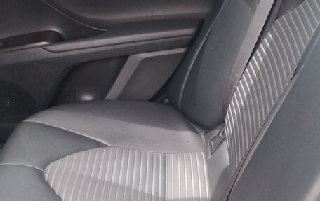 Toyota Camry, 2022 год, 1 900 000 рублей, 6 фотография