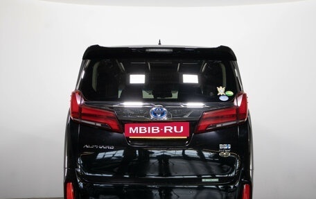 Toyota Alphard III, 2018 год, 4 399 000 рублей, 6 фотография
