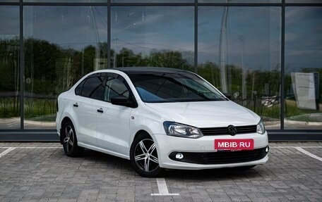 Volkswagen Polo VI (EU Market), 2014 год, 800 000 рублей, 5 фотография