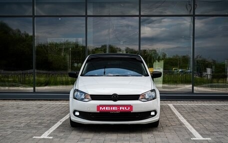 Volkswagen Polo VI (EU Market), 2014 год, 800 000 рублей, 3 фотография